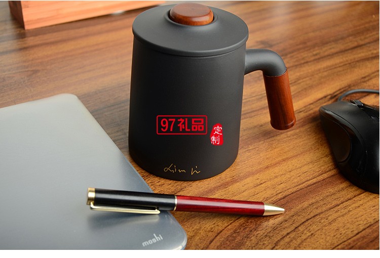 紫砂杯、紅木簽字筆商務(wù)套裝